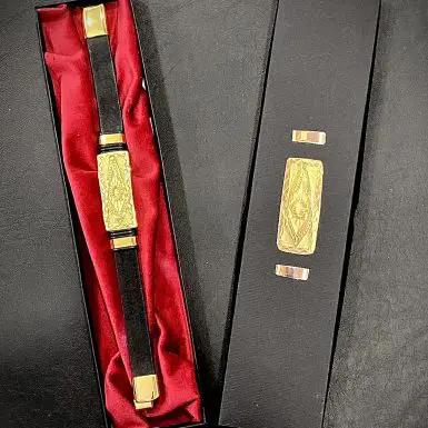 Pulseiras e Anéis